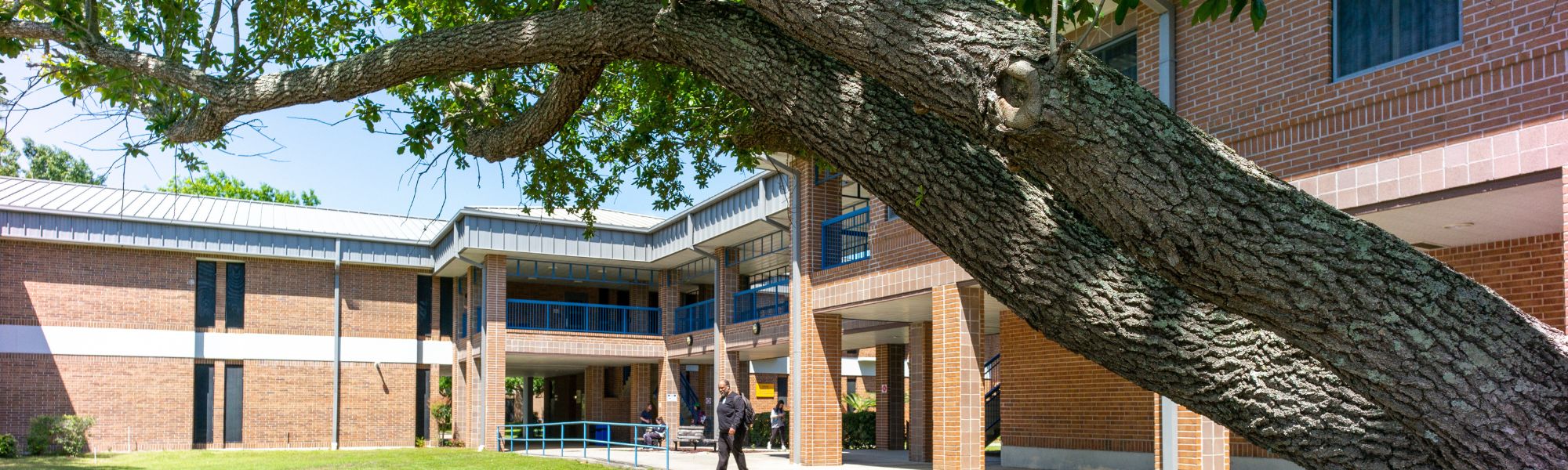 Communications and Humanities building breeze way on a sunny afternoon